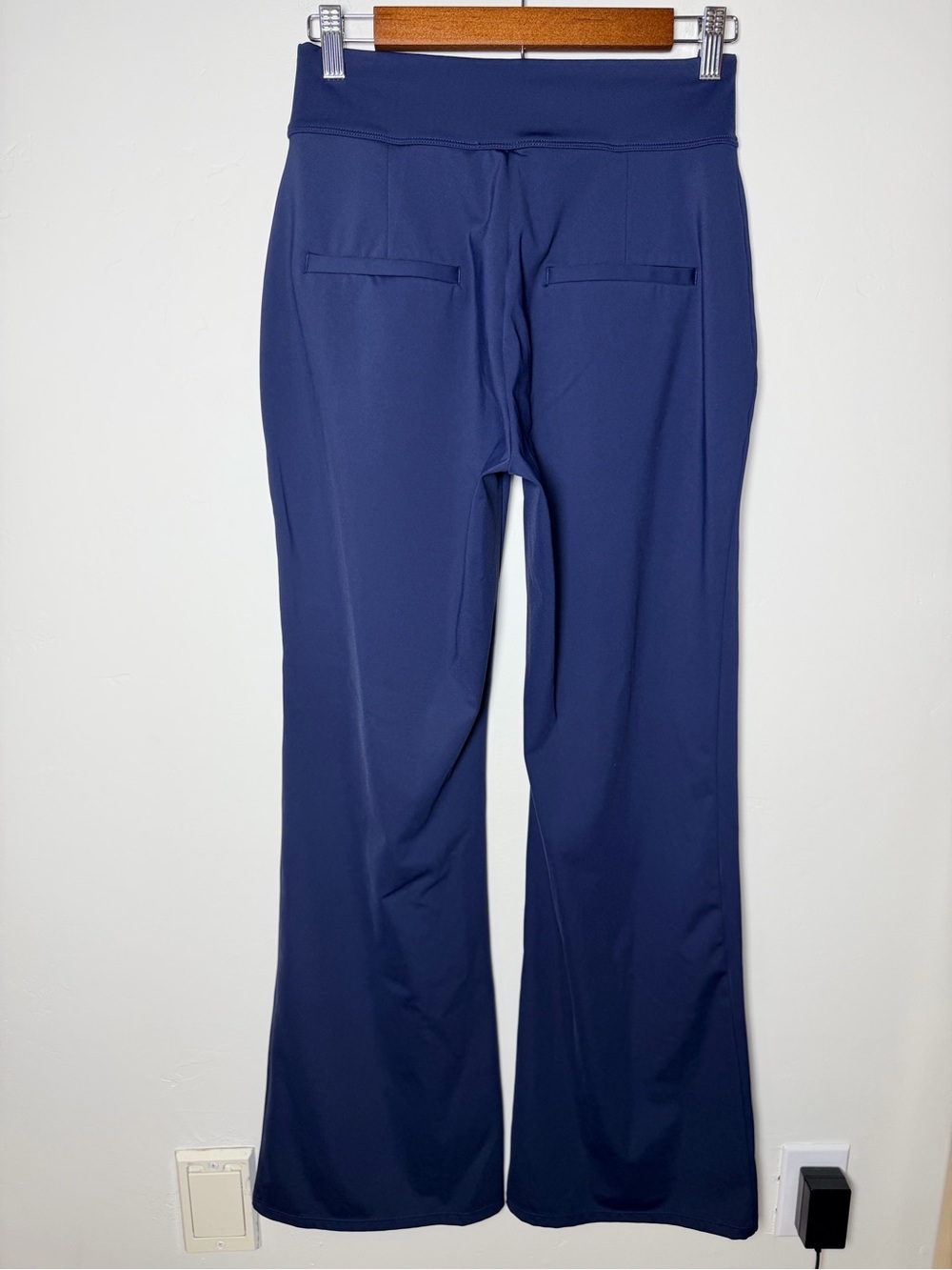 Halara Flex DayStretch Mid Rise Side Zipper Pocket Work Flare Pants blue M tall - Picture 4 of 5